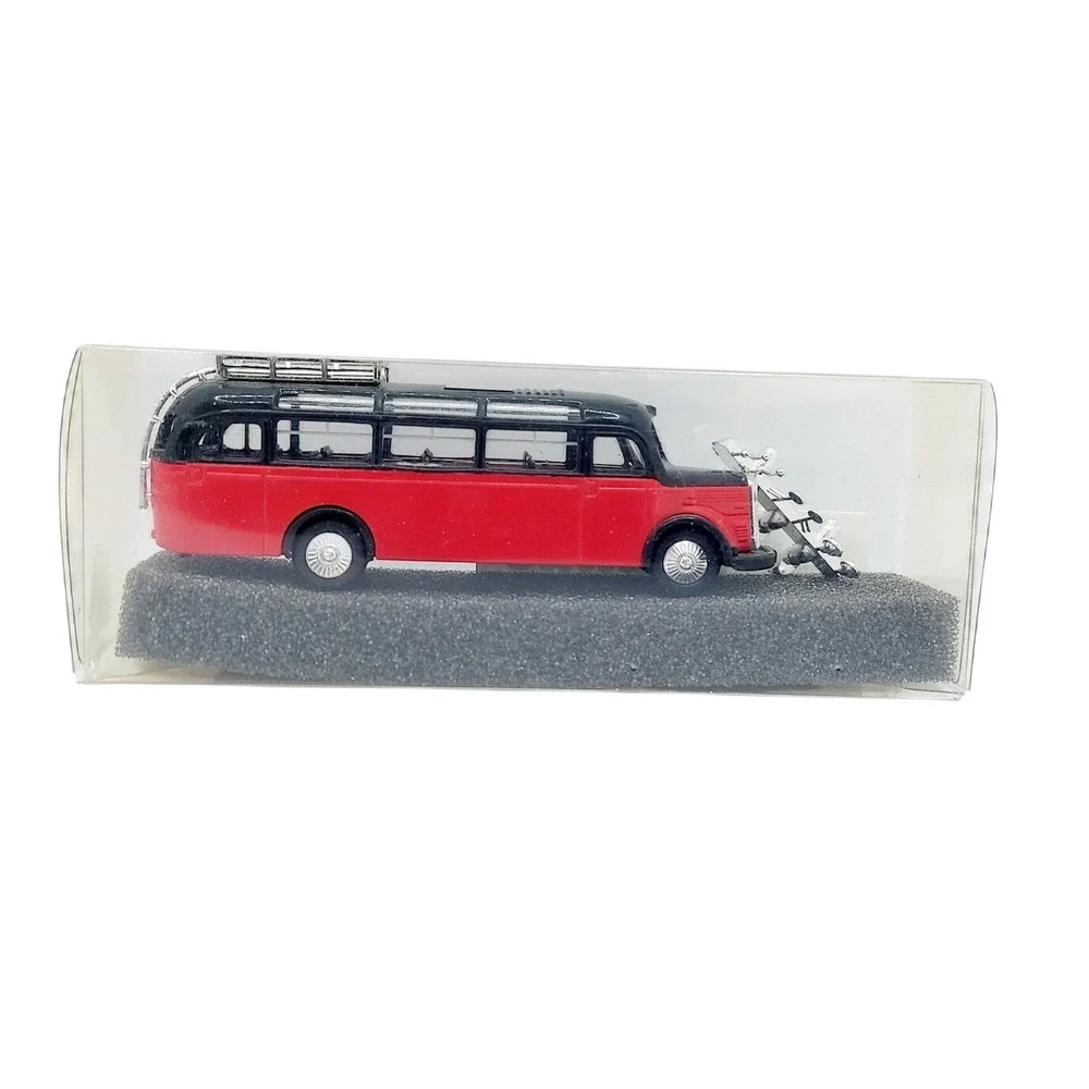 Praline Sonthofen Alpenvogel Mercedes-Benz 0-3500 Germany 1/87